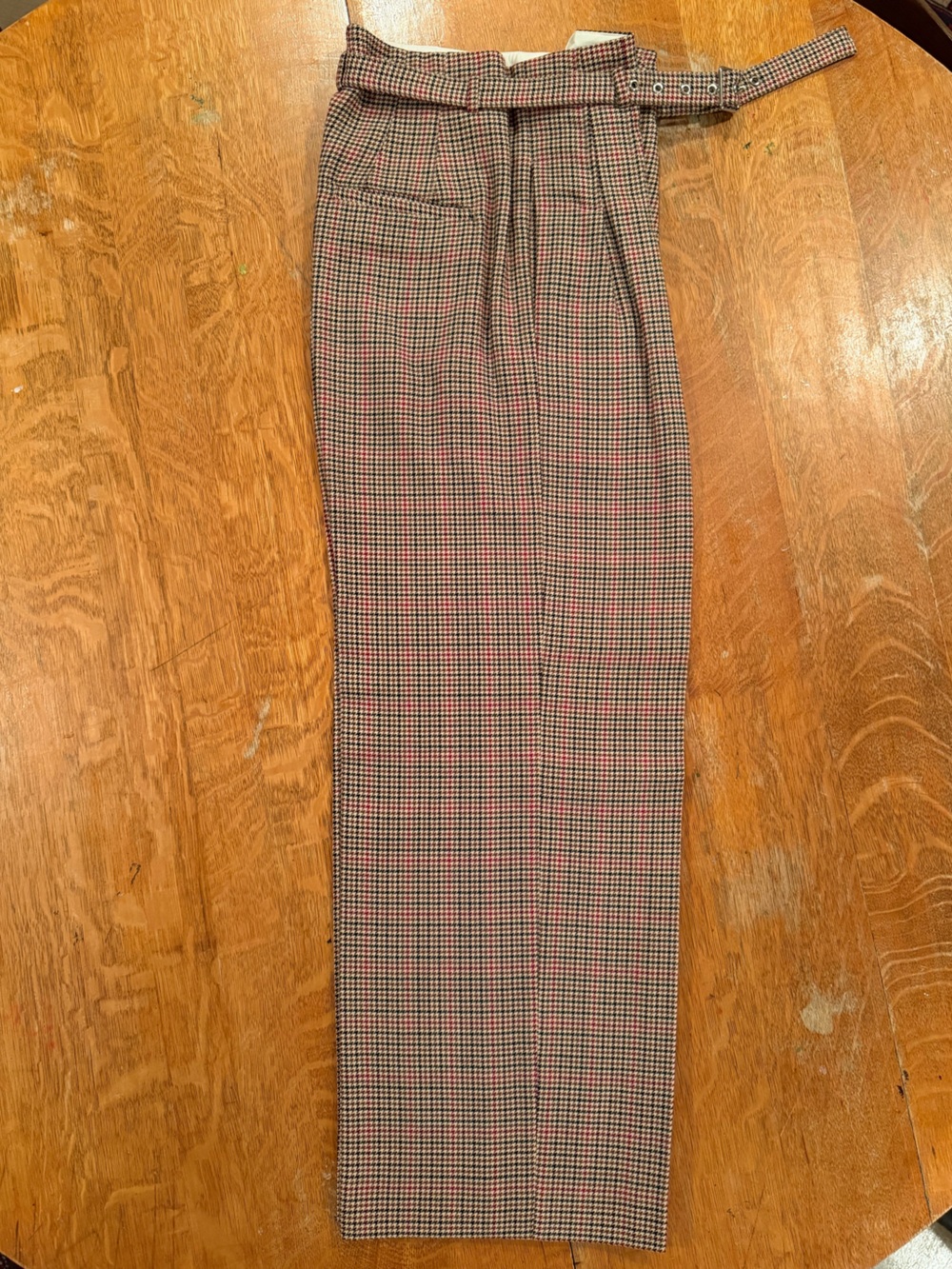 High-Waist Checkered Trousers in Black and Pink